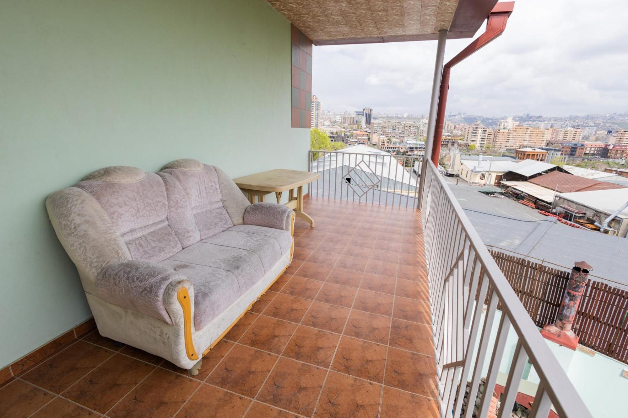 Yan Hotel Jerevan Exteriör bild