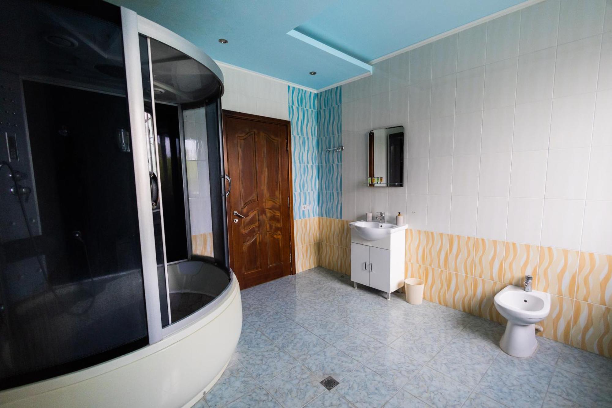 Yan Hotel Jerevan Exteriör bild